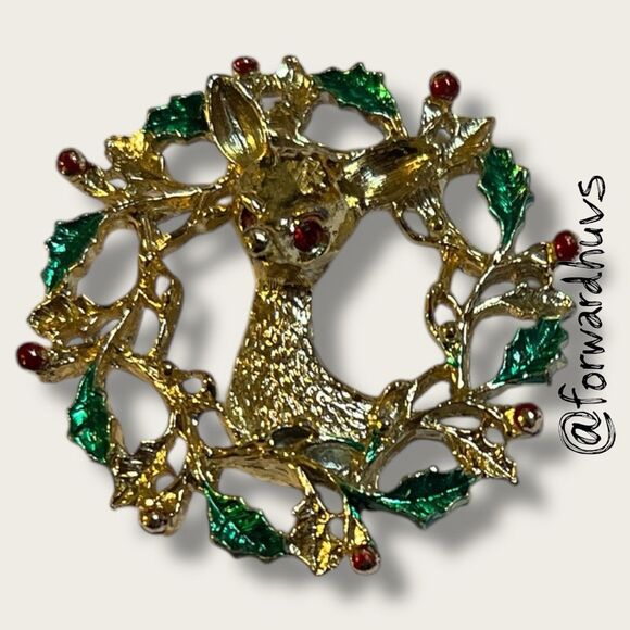 Bundle Sale 3 for $15 | Vintage Christmas Wreath Brooch – Deer Motif - Picture 3 of 7
